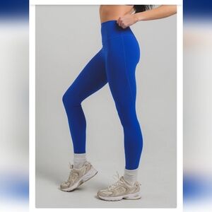 NWT ACTA 💙 Sport Cobalt Blue Evo Leggings 28" Medium